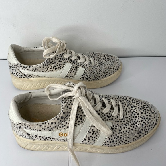 GOLA Stylish Women's Sneakers in Black and White - Picture 3 of 6